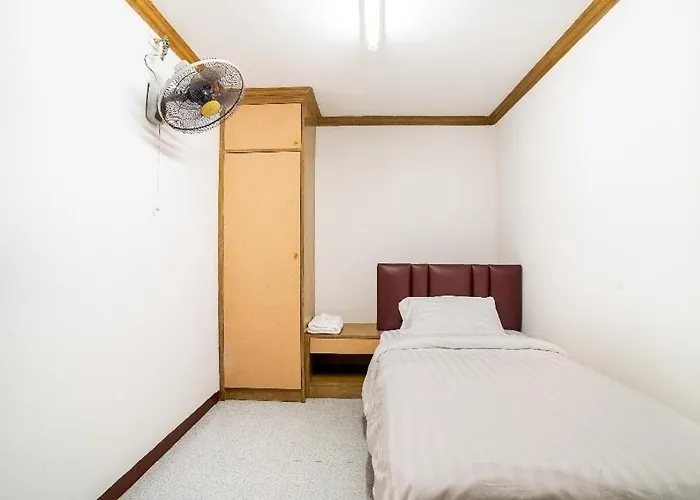 Baan Arthit Aparthotel