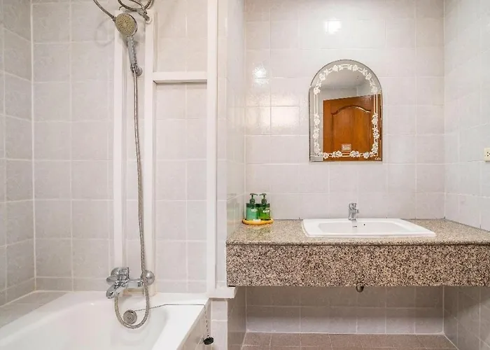 Aparthotel Baan Arthit