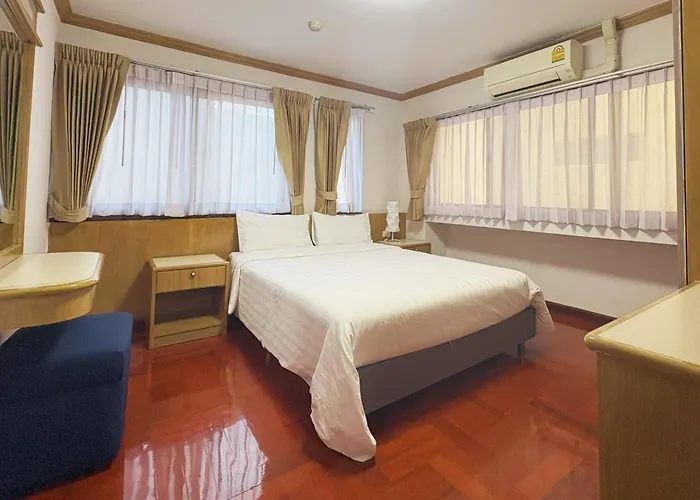 Baan Arthit * Bangkok